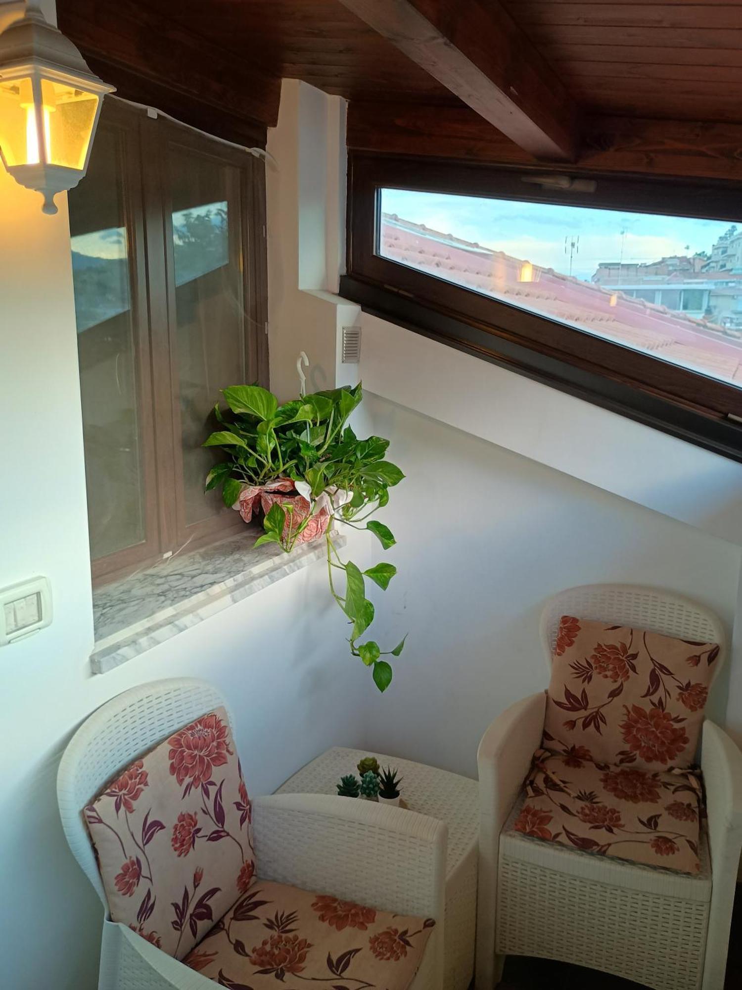 Villa Marysa Studio Apartment 지아르디니낙소스 외부 사진