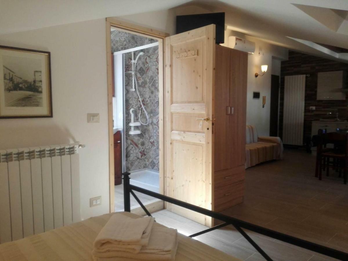 Villa Marysa Studio Apartment 지아르디니낙소스 외부 사진